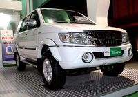 Isuzu Panther Pakai Kamera Parkir