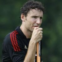 Allegri Soal Van Bommel, Schweinsteiger dan Fabregas