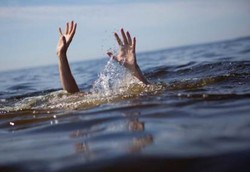 Berenang dengan Perut Kenyang Lebih Berisiko Mati Tenggelam