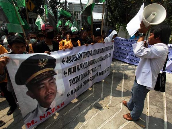 Cagub PD untuk Pilkada Aceh Ditolak Mahasiswa