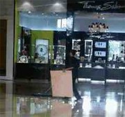 Gandaria City tidak Peduli Keselamatan Pengunjung
