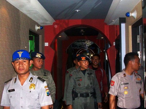 Polisi Usir Karyawan MGM