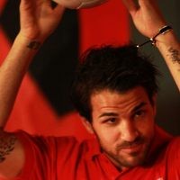 Xavi: Fabregas Penerusku di Barca