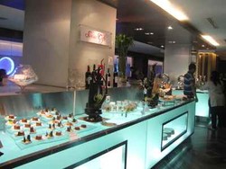 Crystal Cafe Hadir dengan Nama dan Tampilan Baru