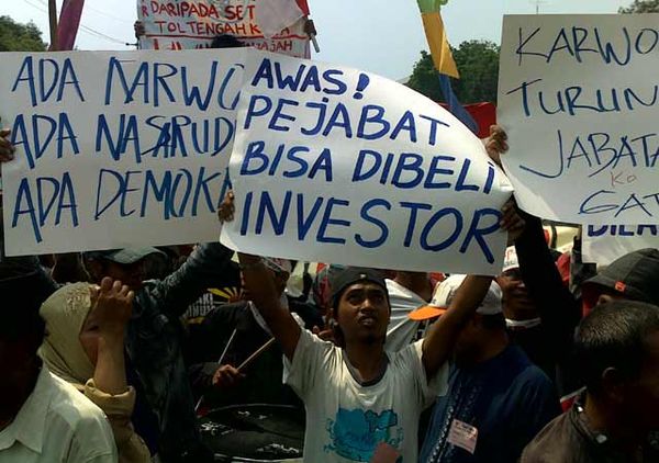 Demo Tolak Pembangunan Tol Tengah