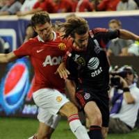 Fergie Puji Fleksibilitas Jones