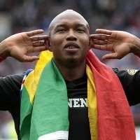 Lontarkan Tuduhan Korupsi, Diouf Diskors 5 Tahun