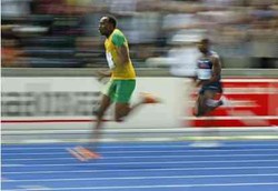 Orang Jamaika Jago Lari Karena Hobi Makan Pisang dan Ubi