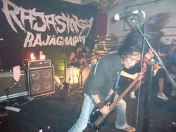 Pesta Singa Lapar di Launching Album Rajasinga