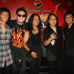 Edane: Jangan Cuma Datangkan Band Luar ke Indonesia