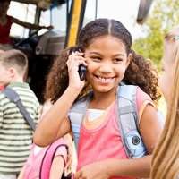 Ponsel Tidak Tingkatkan Risiko Kanker Otak Pada Anak