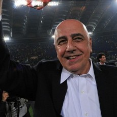 Milan Tak Akan Datangkan Cesc, Kaka, dan Schweinsteiger