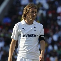 Dibanding Sneijder, Scholes Pilih Modric