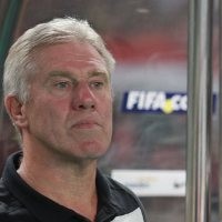 Rijsbergen Mengaku Dikontrak Selama Dua Tahun