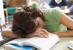 Tak Ingin Lemas Saat Puasa? Jaga Pola Tidur