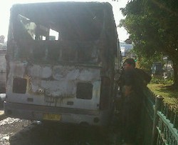 Bus TransJ Terbakar di Grogol diduga Karena Mesin Korslet 