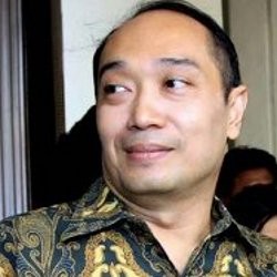 Adjie Notonegoro Dituntut 1 Tahun 6 Bulan