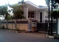 KPK Geledah Rumah Nazaruddin
