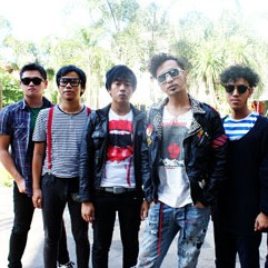 Lebaran, Nidji Hibur TKI