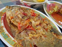 Pecak Gurame Juara Racikan Haji Bule