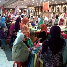 Produk Fesyen Jadi Primadona Konsumen Pasar Baru