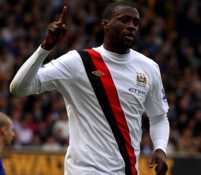 Yaya Toure Bidik Hat-trick