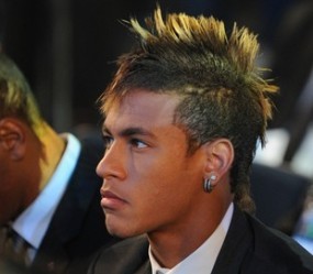 Pele Terindikasi Sarankan Neymar ke Spanyol