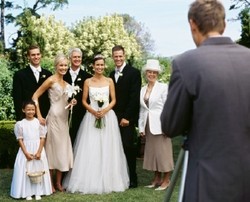 9 Tips Ketika Memilih Fotografer Pernikahan