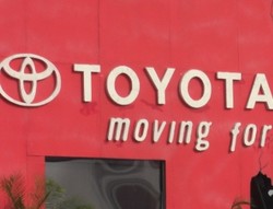 Toyota Produksi 8,9 Juta Mobil di 2012