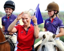 Cucu Ratu Elizabeth Rilis Lini Busana Berkuda