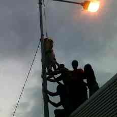 Motif Pelaku Gantung Diri Diduga Masalah Utang