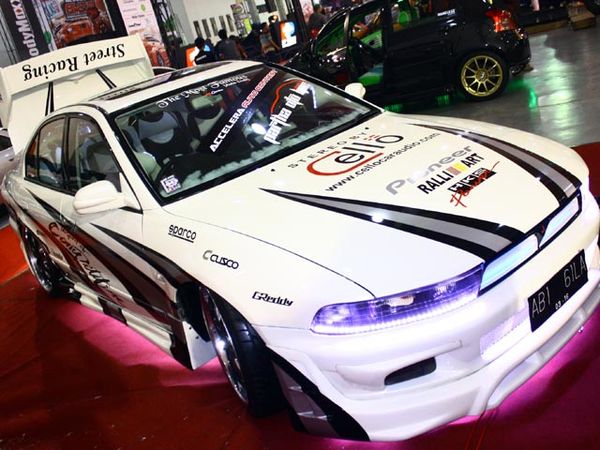 Mitsubishi Galant Street Racing
