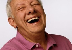 Tertawa Ngakak Bisa Berbahaya Bagi Penderita PPOK