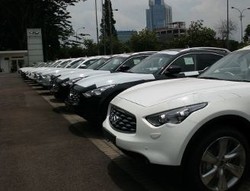 Konsumen Infiniti Kurang Sreg dengan Warna