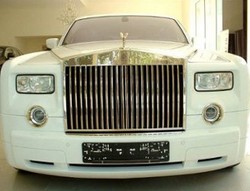 Rolls-Royce Phantom Mandi Emas 120 Kg
