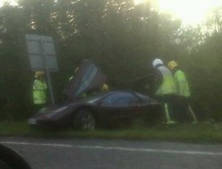 Mr Bean Terlibat Kecelakaan dengan McLaren F1