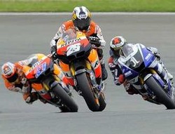 Honda Perhatikan Ancaman Lorenzo