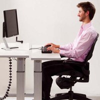 Webcam Peringatkan Tubuh agar Tetap Tegak 