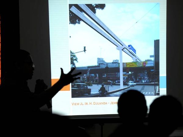 JK Bangun Monorail di Bandung   