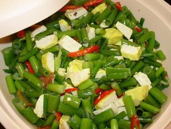 Memilih Makanan Sehat Saat Berpuasa