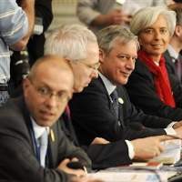 Menteri Keuangan G7 Gelar Pertemuan Soal Peringkat Utang AS