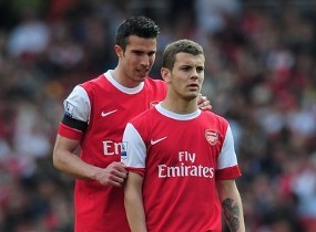 Wenger Soal Cedera Van Persie & Wilshere