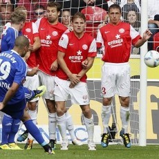 Leverkusen Mengawali dengan Kekalahan