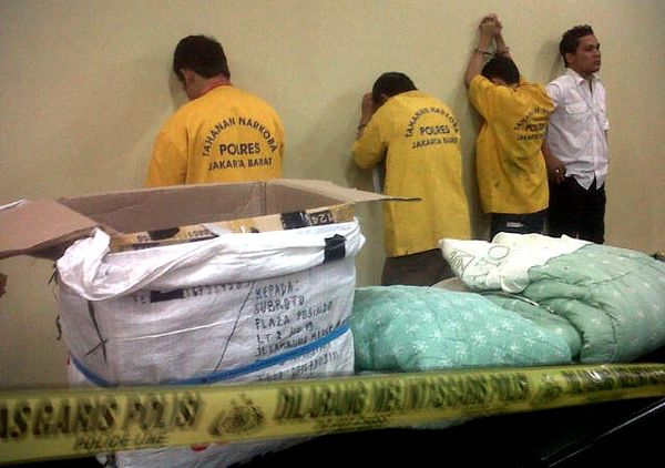 Polisi Sita Paket Sabu Senilai Rp 8 Miliar 