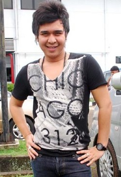 Olga Siap Tuntun Jessica Iskandar Jadi Mualaf