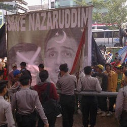 Muncul Massa Pendukung Nazaruddin di Depan Kantor KPK