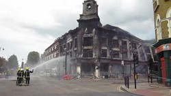 Para Musisi Bereaksi Atas Kerusuhan London di Twitter