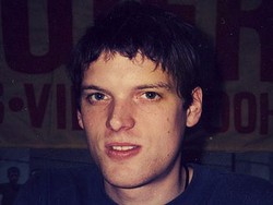 Ash Rayakan 10 Tahun Album Free All Angels