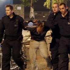 Penjarah di London Makin Brutal, 215 Orang Ditangkap