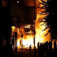 Warga Inggris: Sangat Menyedihkan Melihat London Seperti Ini